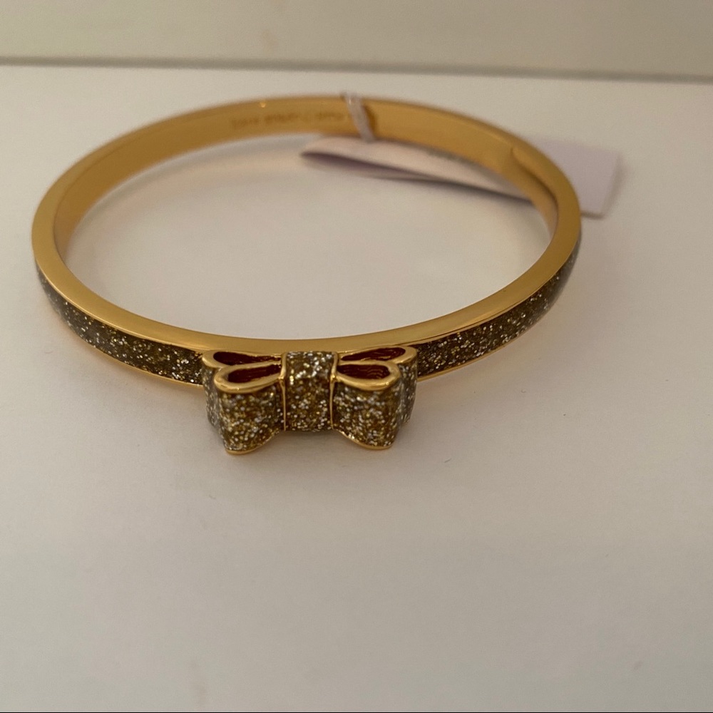 KATE SPADE NEW NWT BRACELET BANGLE GOLD PLATE GLITTER BOW MOON RIVER JEWELRY - Picture 3 of 8